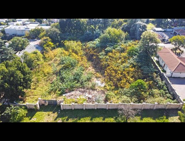 LAND FOR SALE IN HYDE PARK